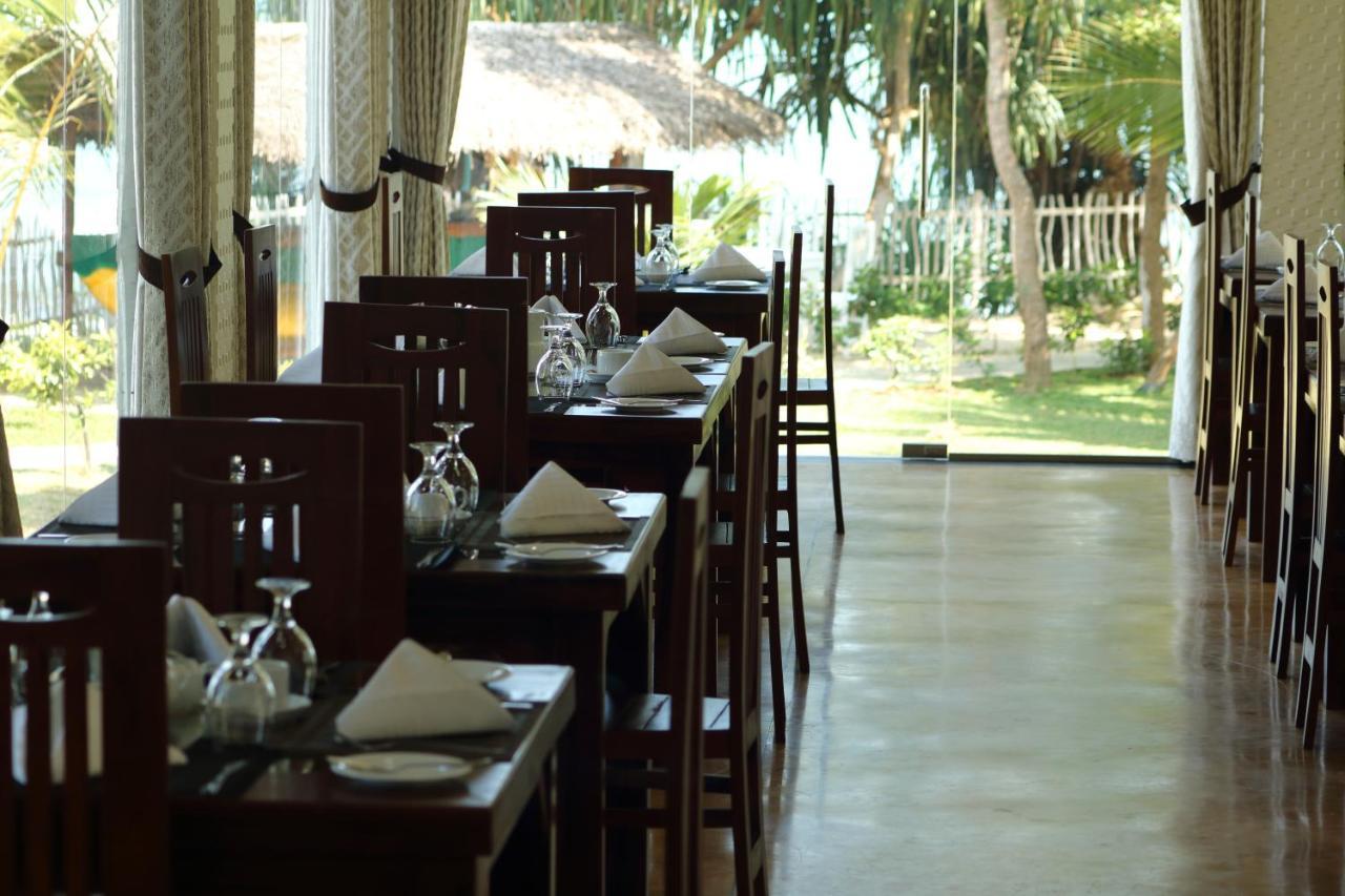 Samudra Beach Resort Tangalle Ngoại thất bức ảnh